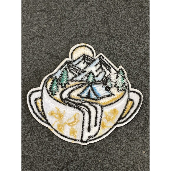 6 Assorted Adventure Hiking Camping Explore Outdoors Iron-On Embroidered Patches - Picture 3 of 13